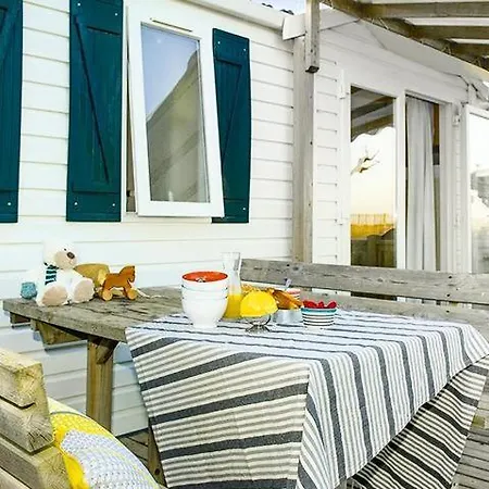 Camping Narbonne Plage 4* : Mobil Home Premium 33 M² A 200M De La Plage Et Centre Ville-3